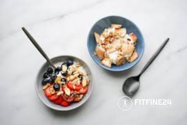 Greek Yoghurt: Best Nutrients for Health and Fitness 2024