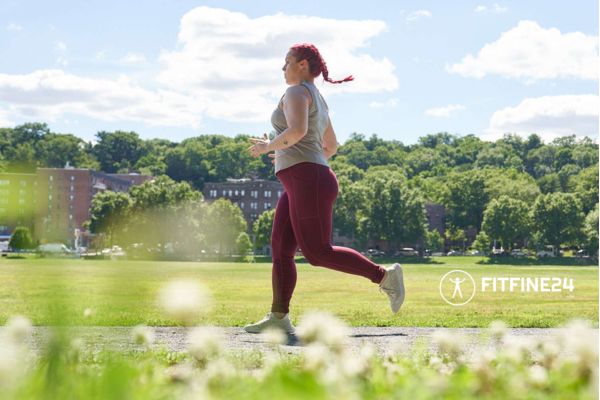 Step-Up Workout: Boost Your Fitness | FitFine24