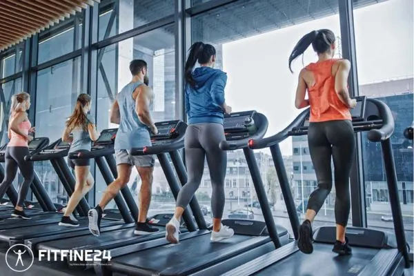 Working Out on a Treadmill: Style Combined with Fitness 2024