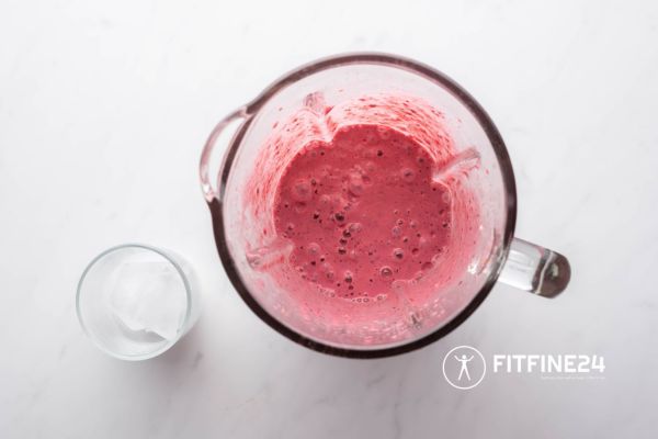 Mixed Berry Smoothie: A Meal Prep for Fitness At fitfine24